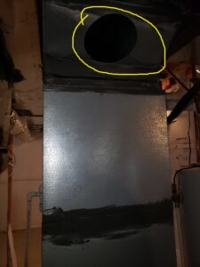 Supply trunk hole for vacuum